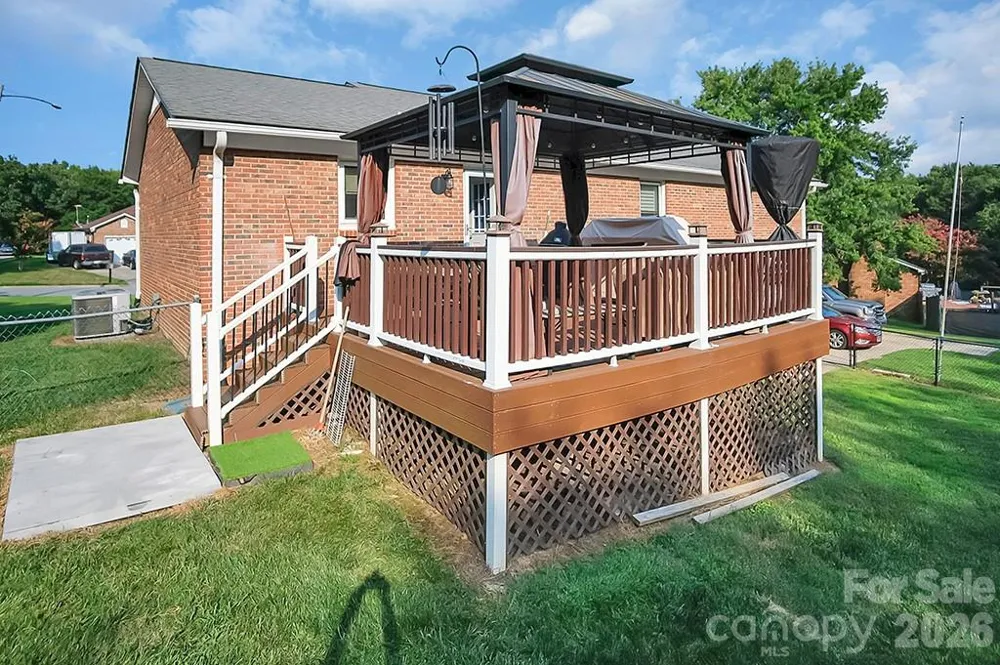 1950 BROWNSTONE COURT Gastonia, NC 28054