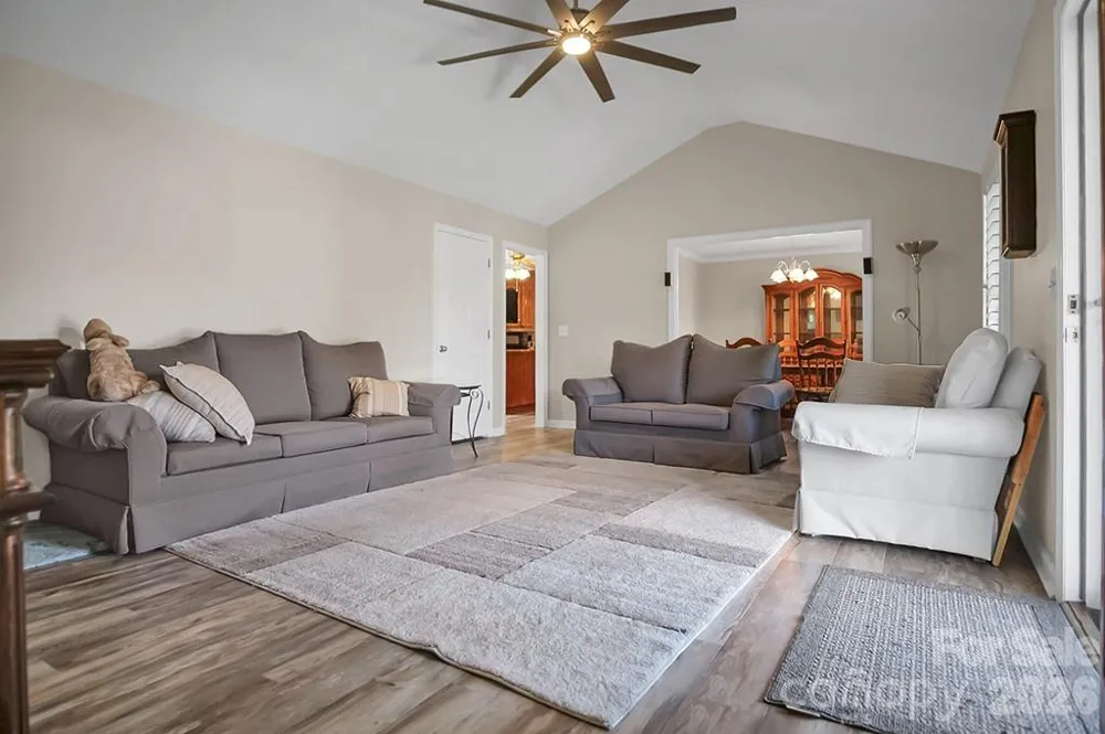 1950 BROWNSTONE COURT Gastonia, NC 28054