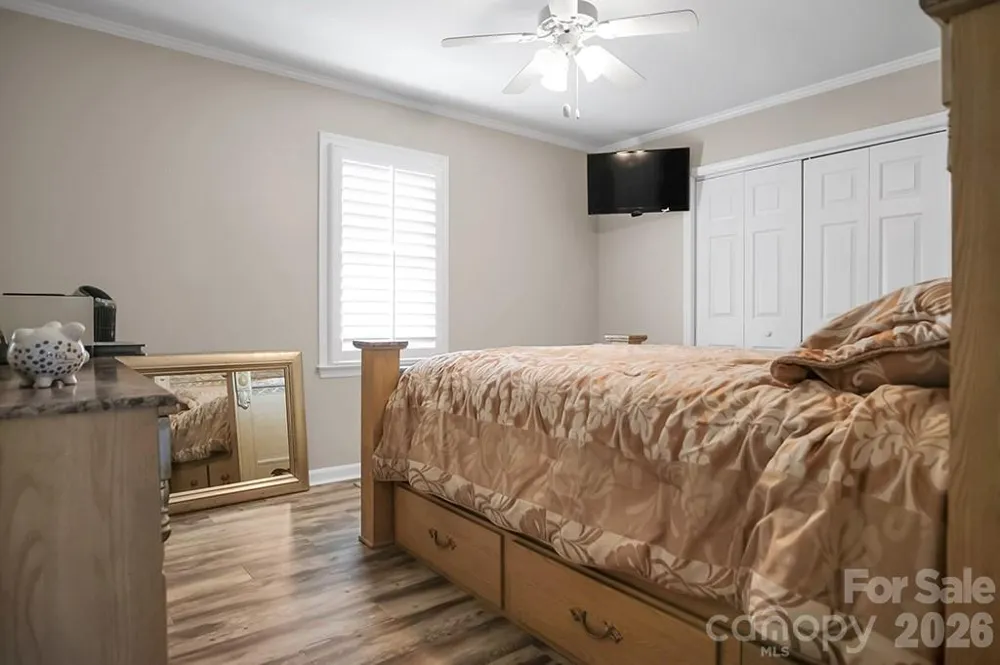 1950 BROWNSTONE COURT Gastonia, NC 28054