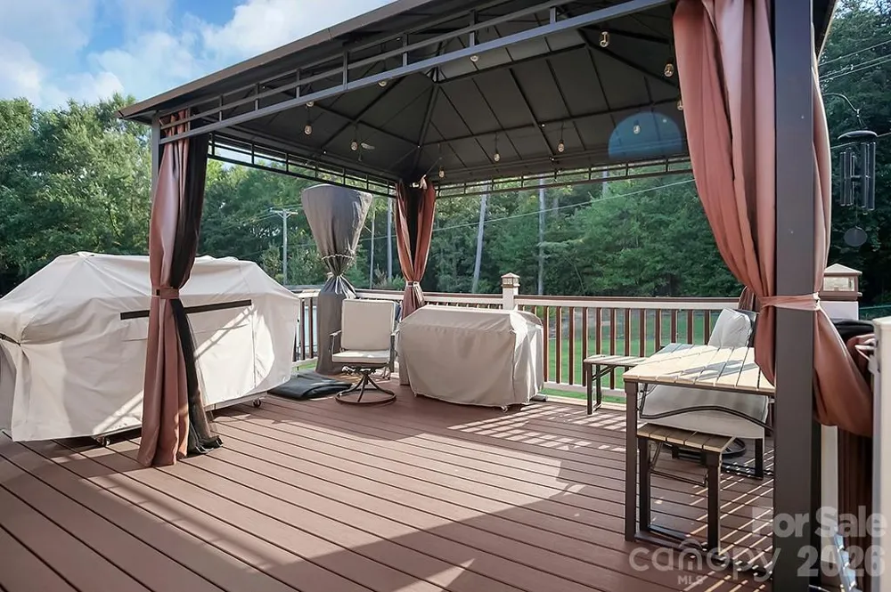 1950 BROWNSTONE COURT Gastonia, NC 28054