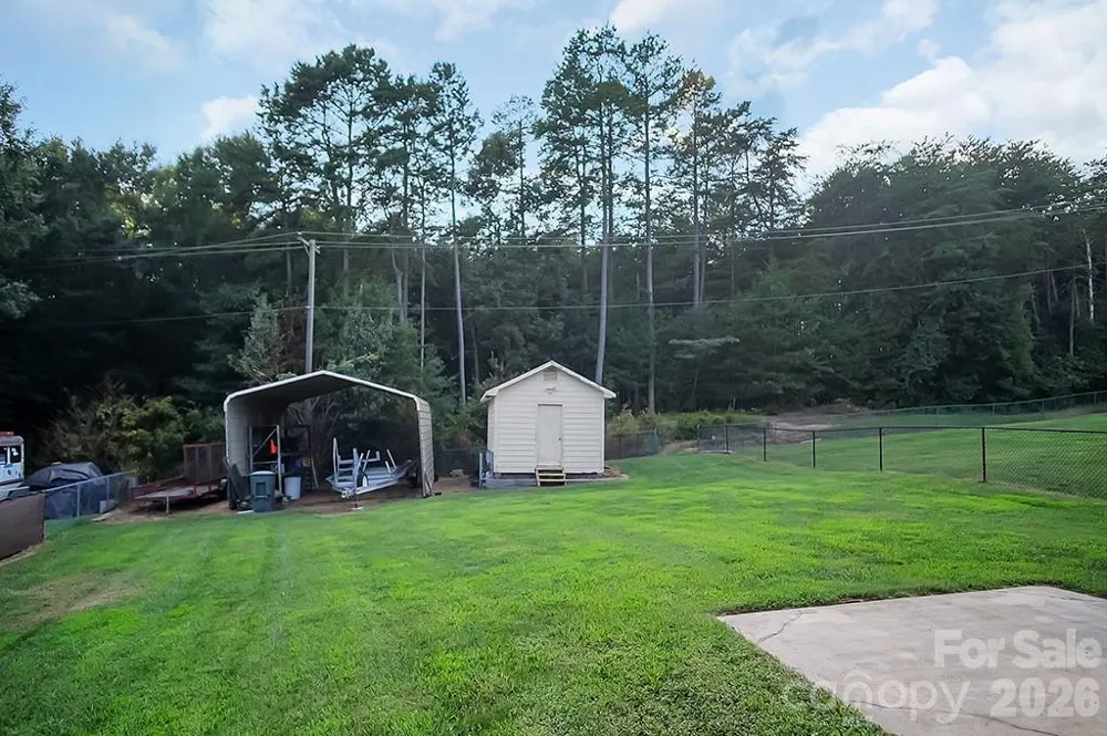 1950 BROWNSTONE COURT Gastonia, NC 28054