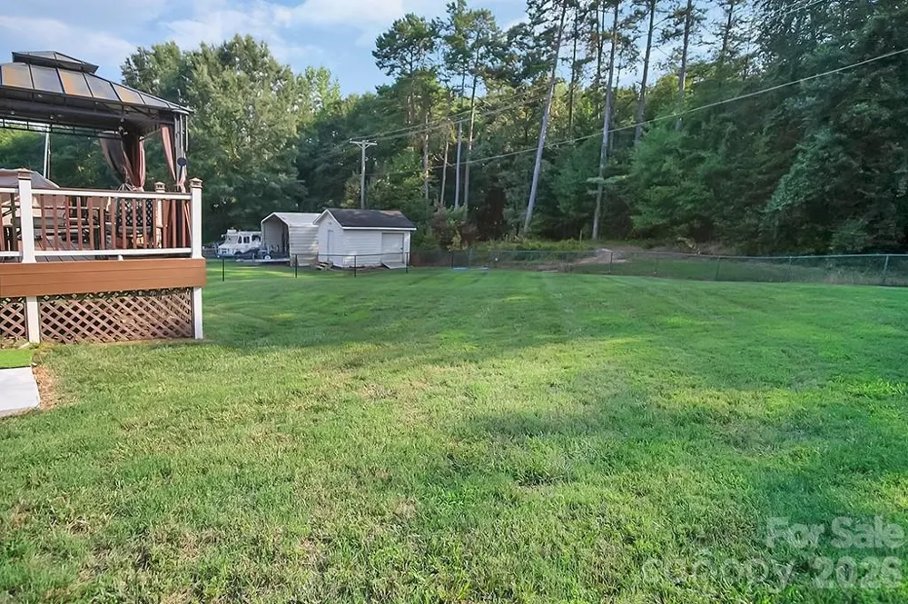 1950 BROWNSTONE COURT Gastonia, NC 28054