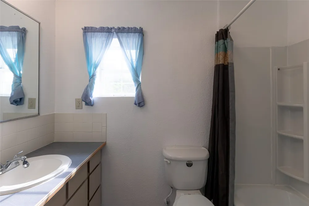 334169 E 1010 ROAD Harrah, OK 73045