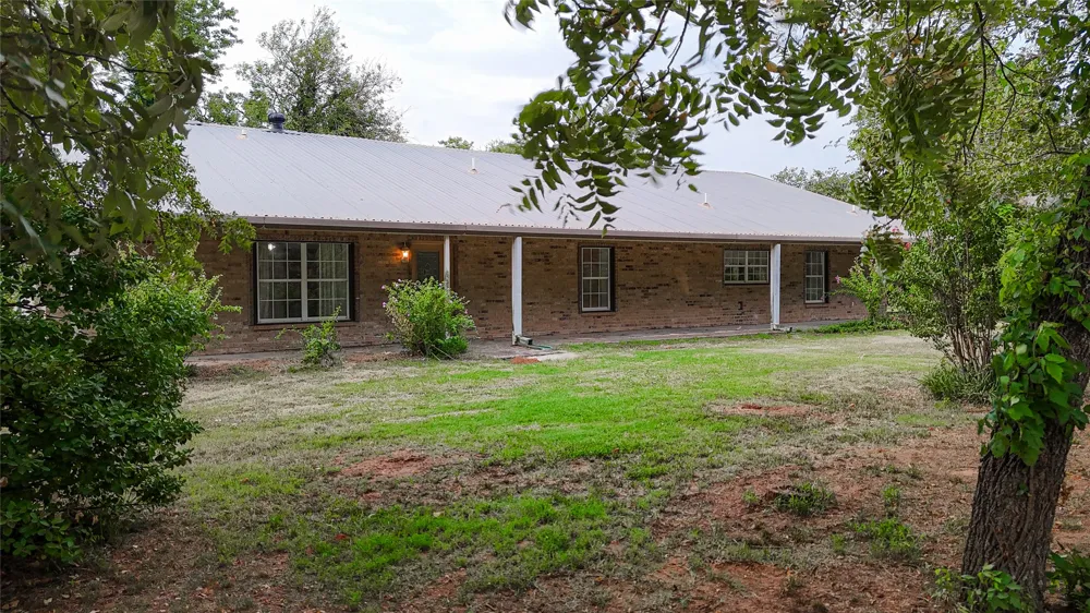 334169 E 1010 ROAD Harrah, OK 73045