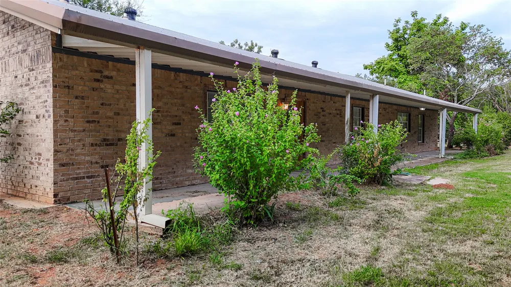 334169 E 1010 ROAD Harrah, OK 73045
