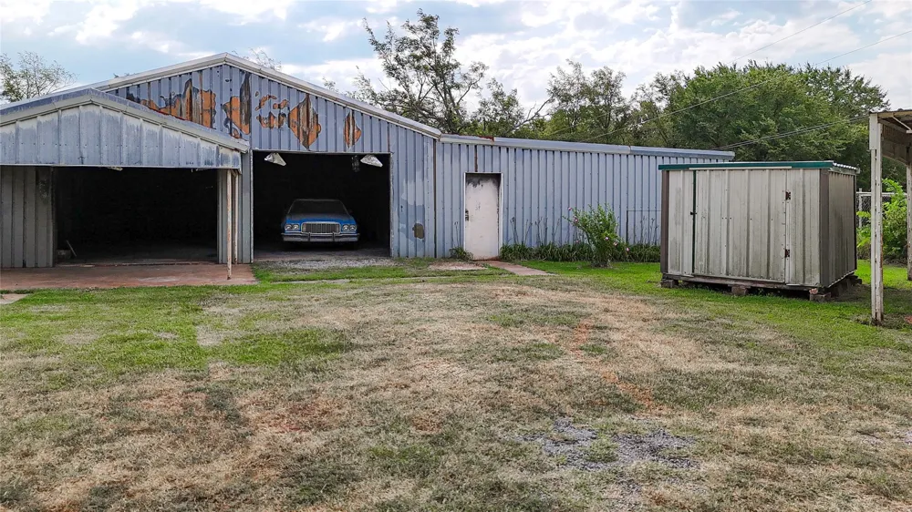 334169 E 1010 ROAD Harrah, OK 73045