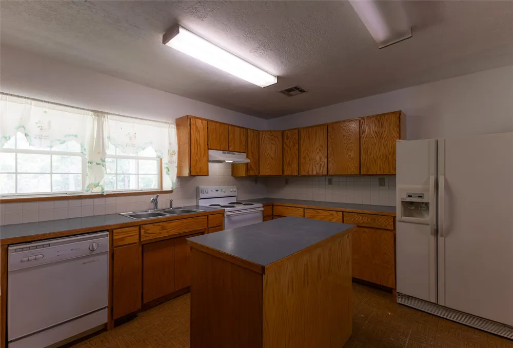 334169 E 1010 ROAD Harrah, OK 73045