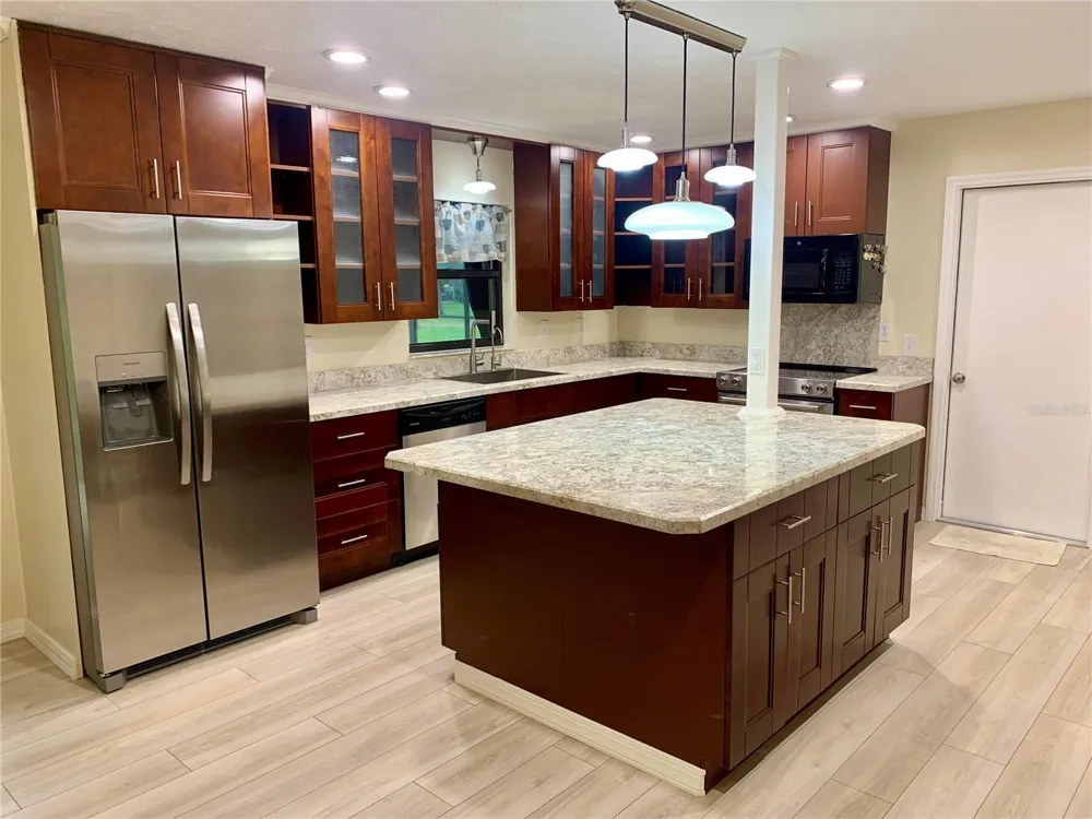 660 SUNDANCE TRAIL Wimauma, FL 33598