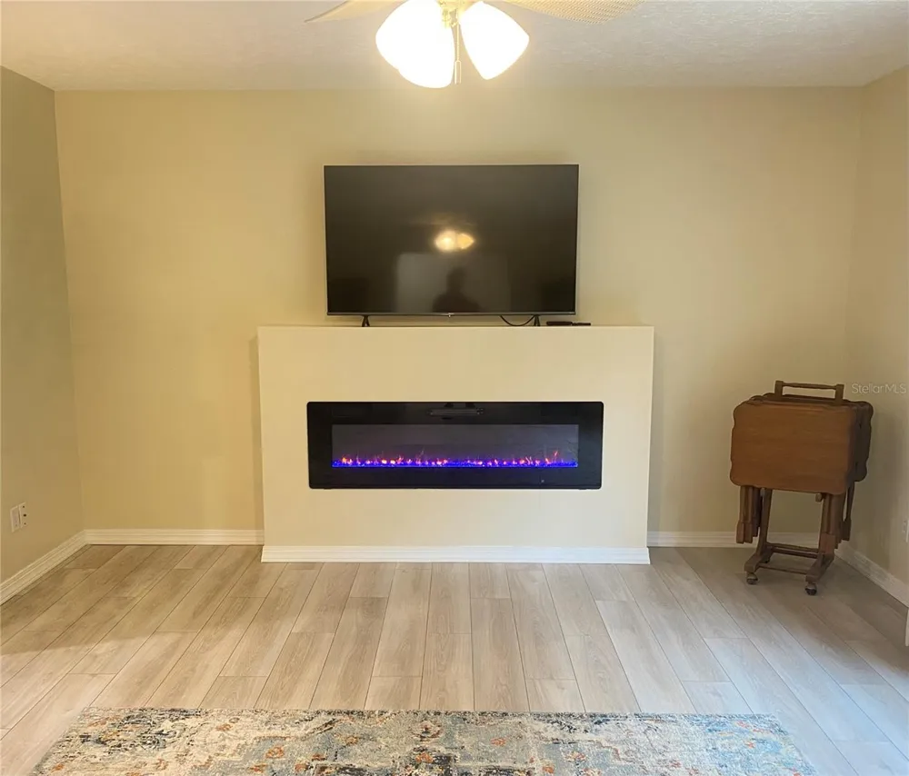 660 SUNDANCE TRAIL Wimauma, FL 33598