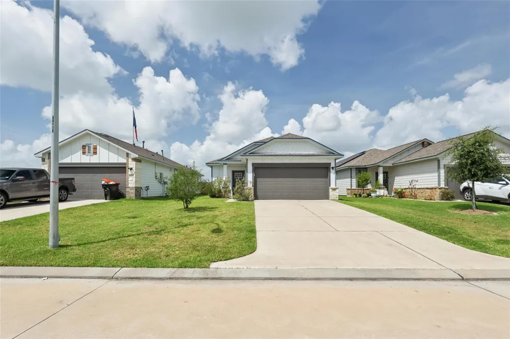 111 Tejas Village Parkway Beasley, TX 77417
