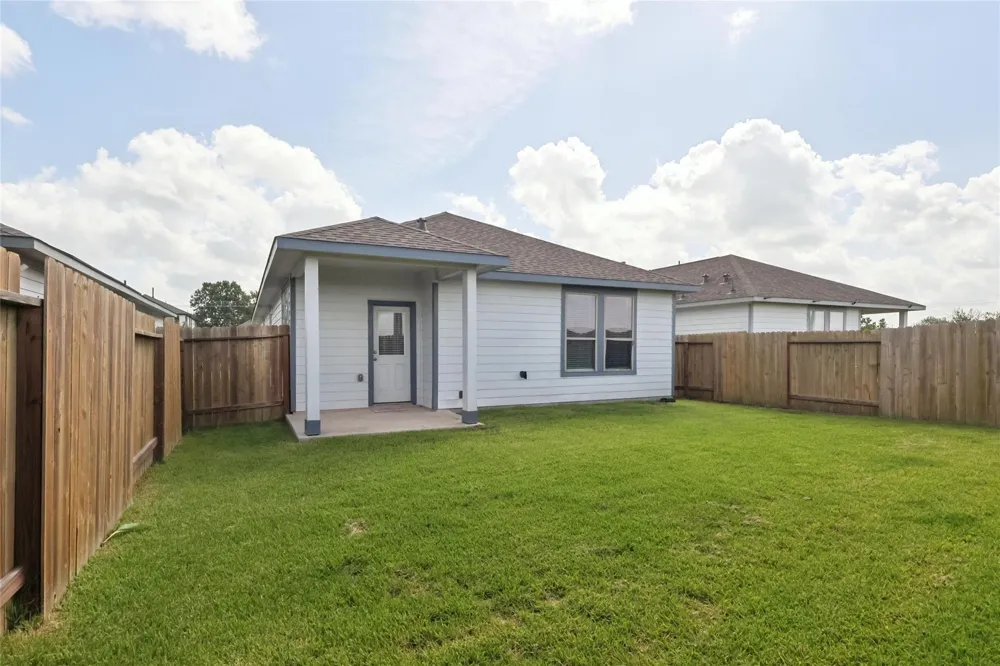 111 Tejas Village Parkway Beasley, TX 77417