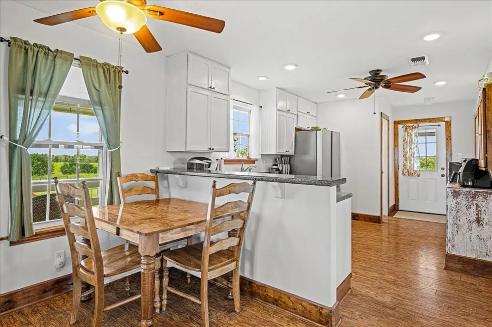 8233 Quebe Road Brenham, TX 77833