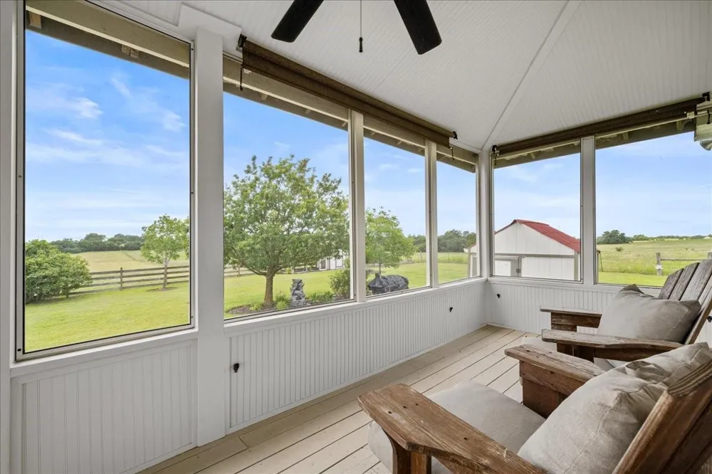 8233 Quebe Road Brenham, TX 77833