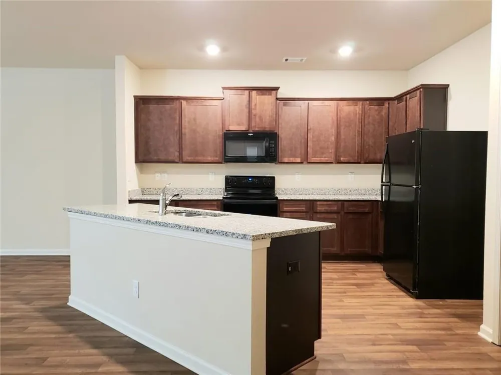 939 Independence Avenue Pendergrass, GA 30567