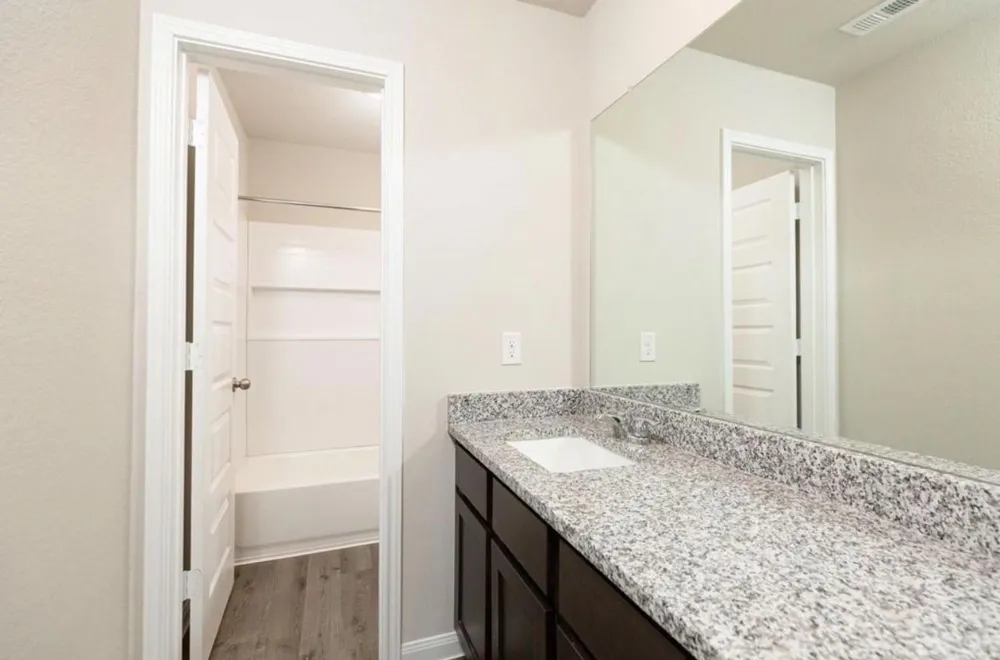 6515 James Michael Drive Rosharon, TX 77583