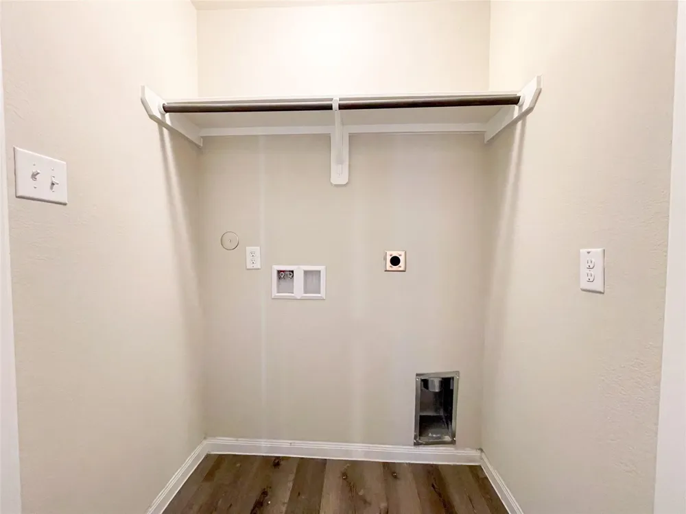 6515 James Michael Drive Rosharon, TX 77583