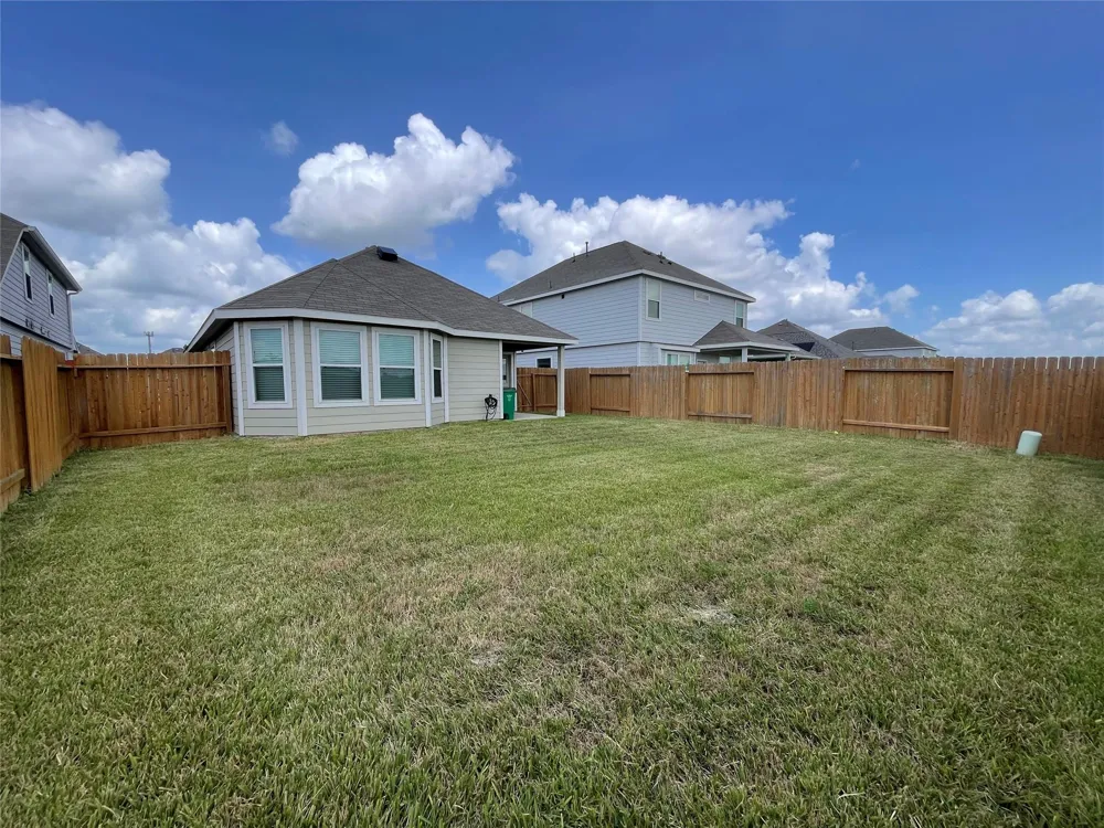 6515 James Michael Drive Rosharon, TX 77583