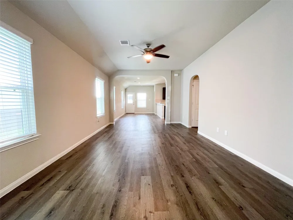 6515 James Michael Drive Rosharon, TX 77583