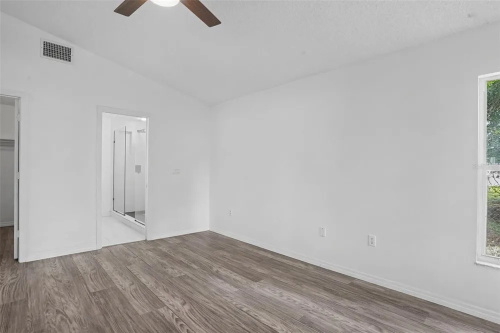 419 SAINT ANNS DRIVE Winter Haven, FL 33884