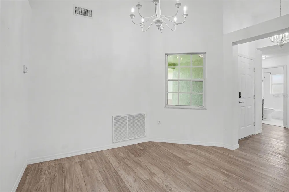 419 SAINT ANNS DRIVE Winter Haven, FL 33884