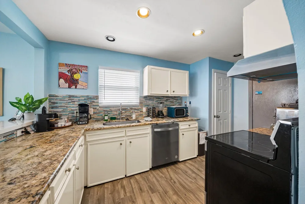 21319 Gulf Drive Galveston, TX 77554