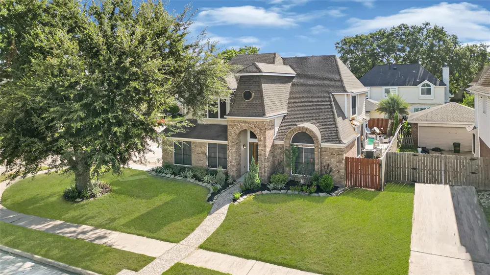 1913 Dublin Drive Deer Park, TX 77536