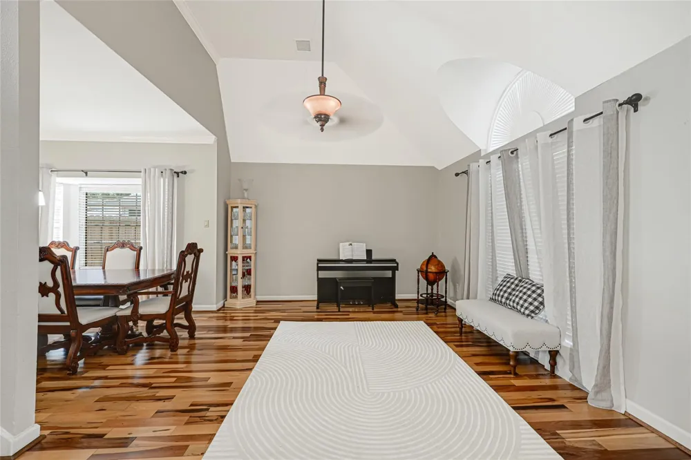 1913 Dublin Drive Deer Park, TX 77536