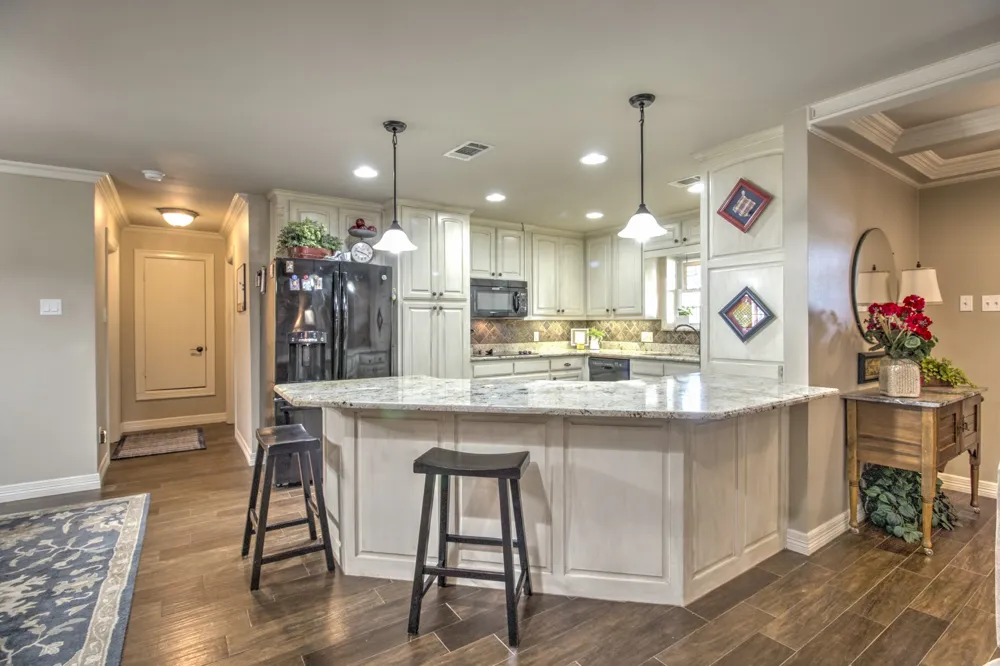 112 Sequoya Drive Lake Kiowa, TX 76240