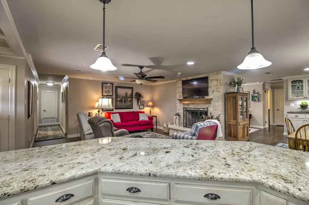 112 Sequoya Drive Lake Kiowa, TX 76240