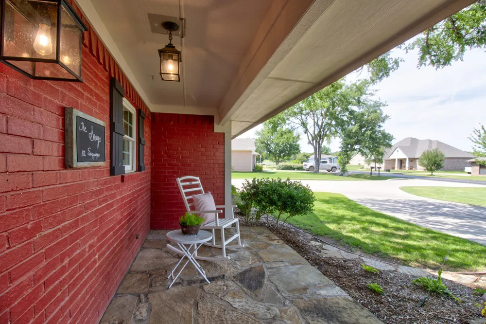 112 Sequoya Drive Lake Kiowa, TX 76240