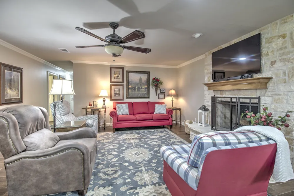 112 Sequoya Drive Lake Kiowa, TX 76240