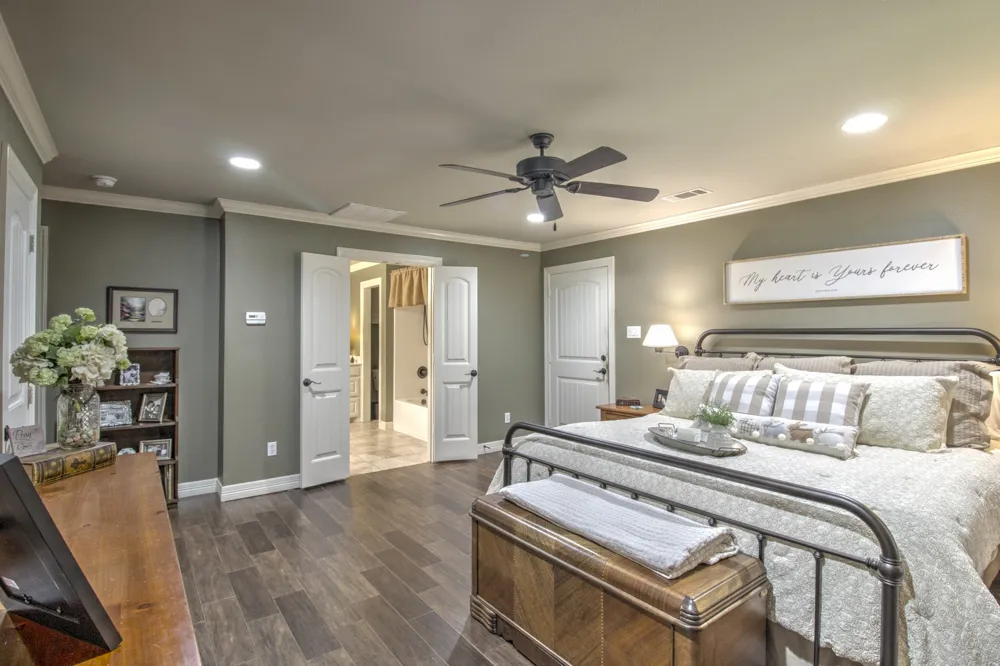 112 Sequoya Drive Lake Kiowa, TX 76240