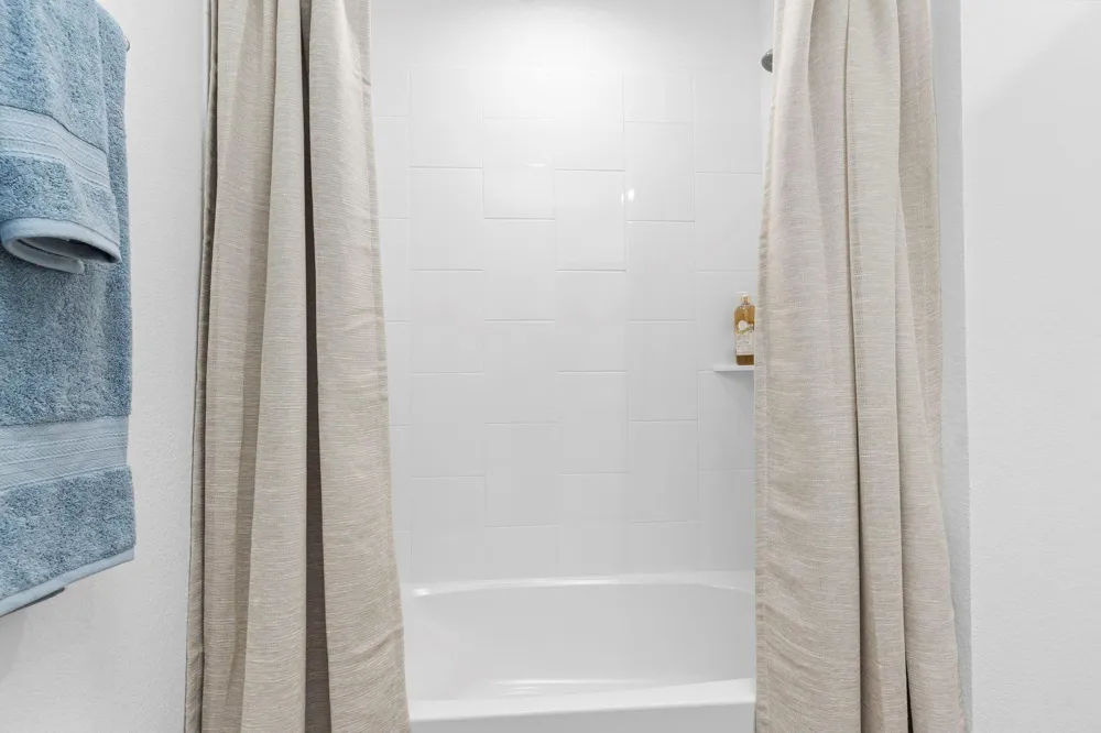 9019 Shady Cabana Way Iowa Colony, TX 77583