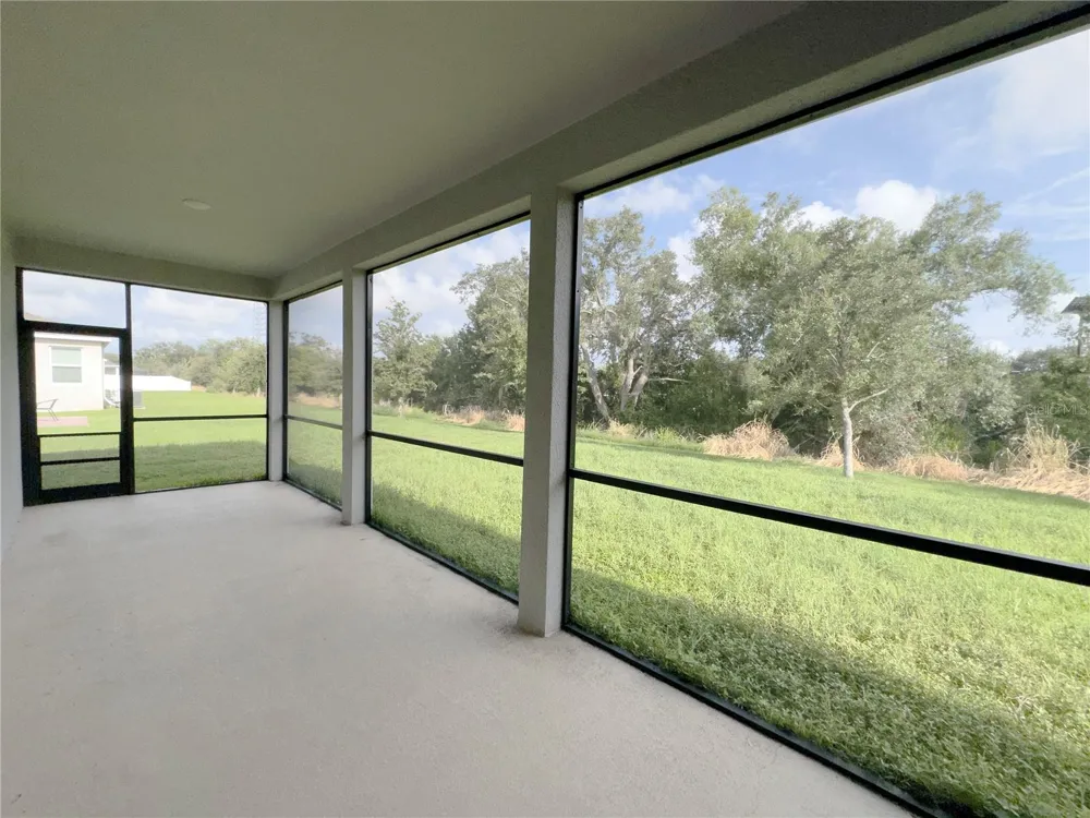 3551 74TH AVENUE CIRCLE E Sarasota, FL 34243