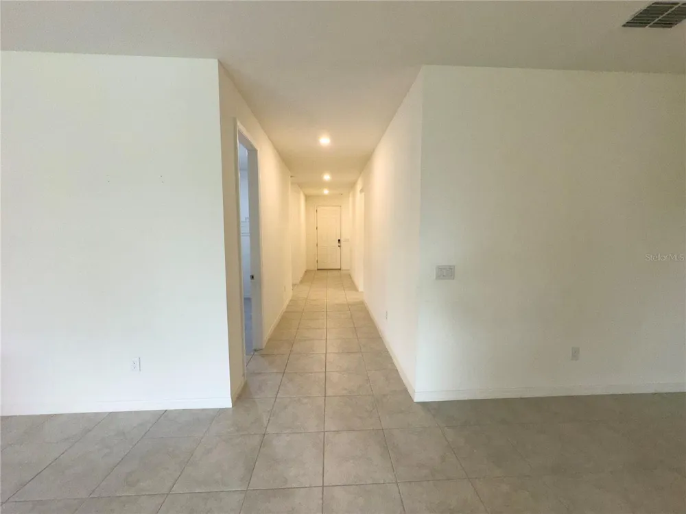 3551 74TH AVENUE CIRCLE E Sarasota, FL 34243