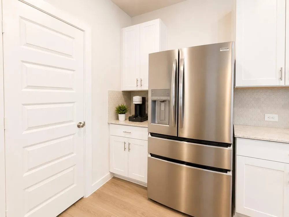 624 Pelican Drive Kemah, TX 77565