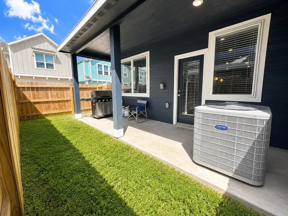 624 Pelican Drive Kemah, TX 77565