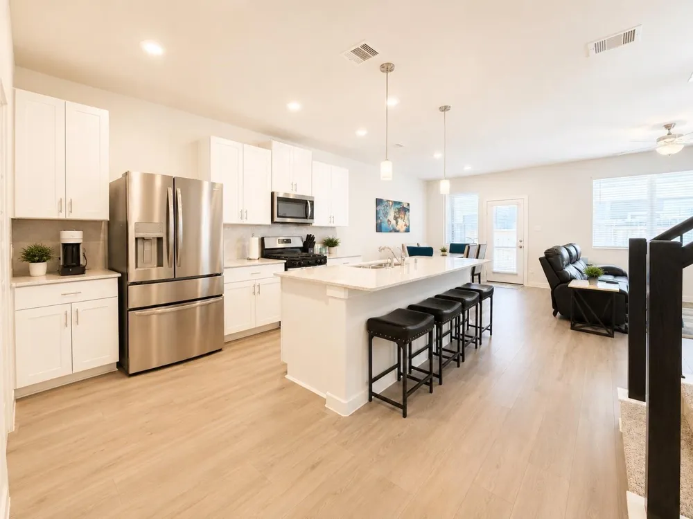 624 Pelican Drive Kemah, TX 77565