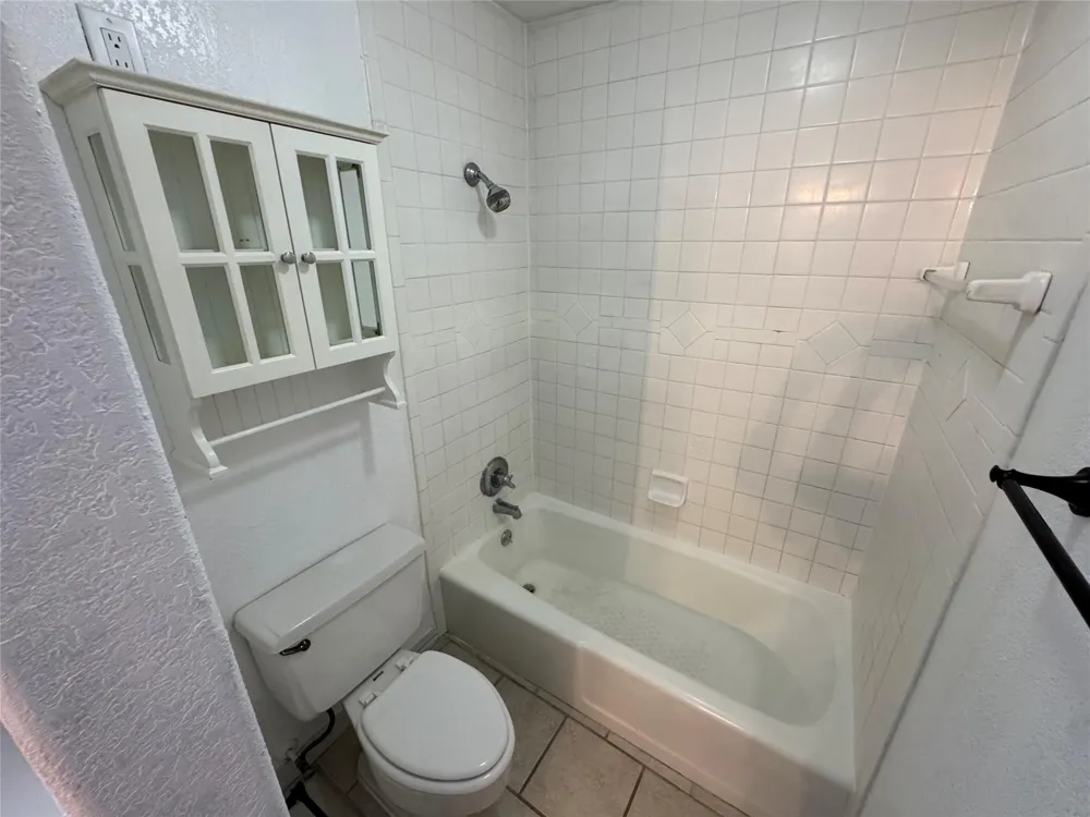 12500 Melville #B217 Montgomery, TX 77356