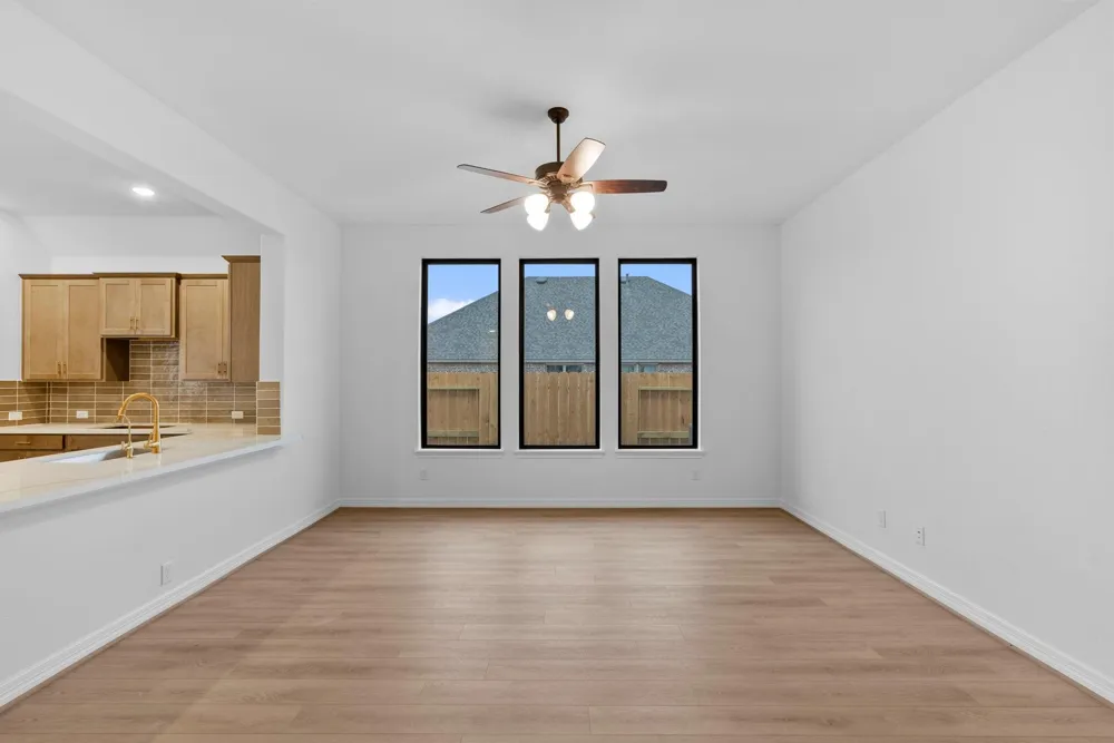 14818 Buffalo Head Street Mont Belvieu, TX 77523