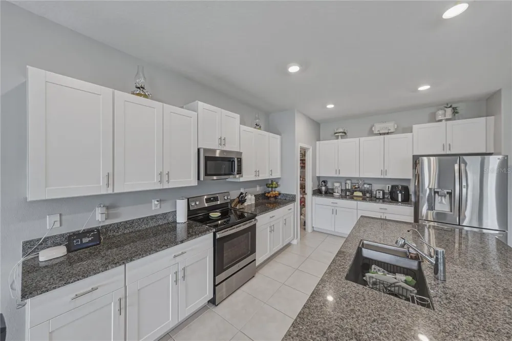 2922 FLYING BLACKBIRD ROAD Bartow, FL 33830
