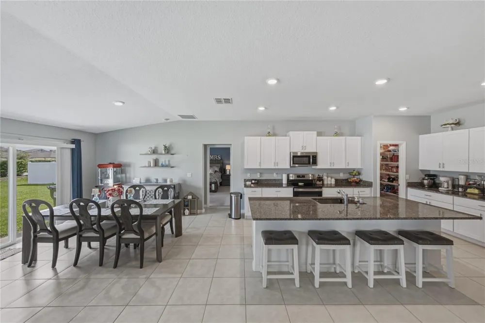 2922 FLYING BLACKBIRD ROAD Bartow, FL 33830