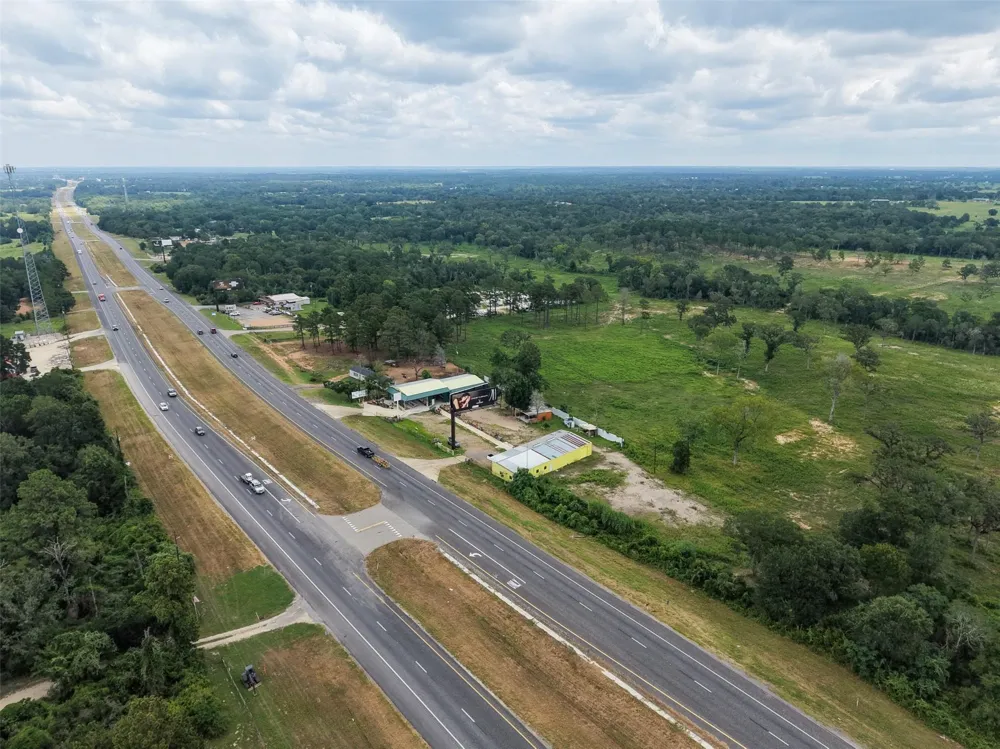 26962 Hwy 6 Hempstead, TX 77445