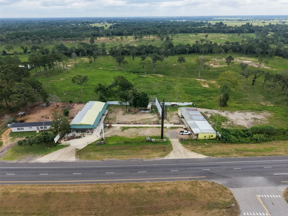 26962 Hwy 6 Hempstead, TX 77445