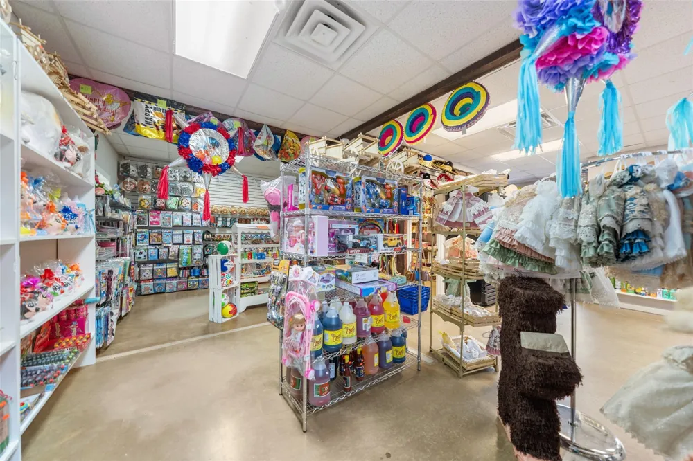 26962 Hwy 6 Hempstead, TX 77445