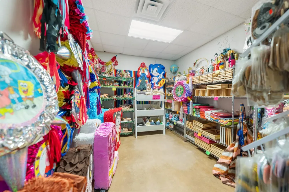 26962 Hwy 6 Hempstead, TX 77445