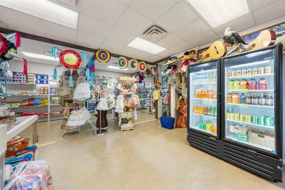26962 Hwy 6 Hempstead, TX 77445