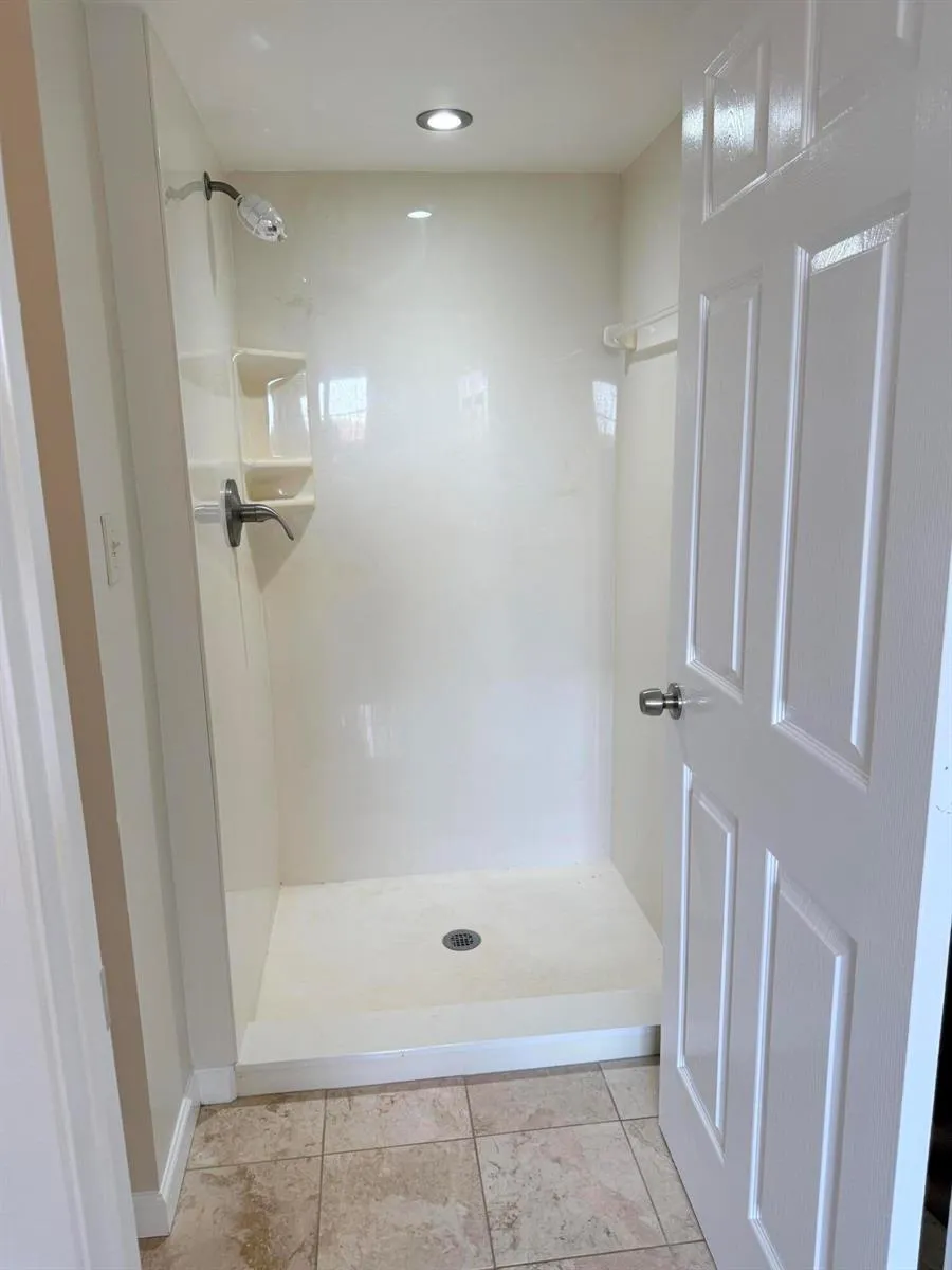 2050 Oleander Boulevard #6-202 Fort Pierce, FL 34950