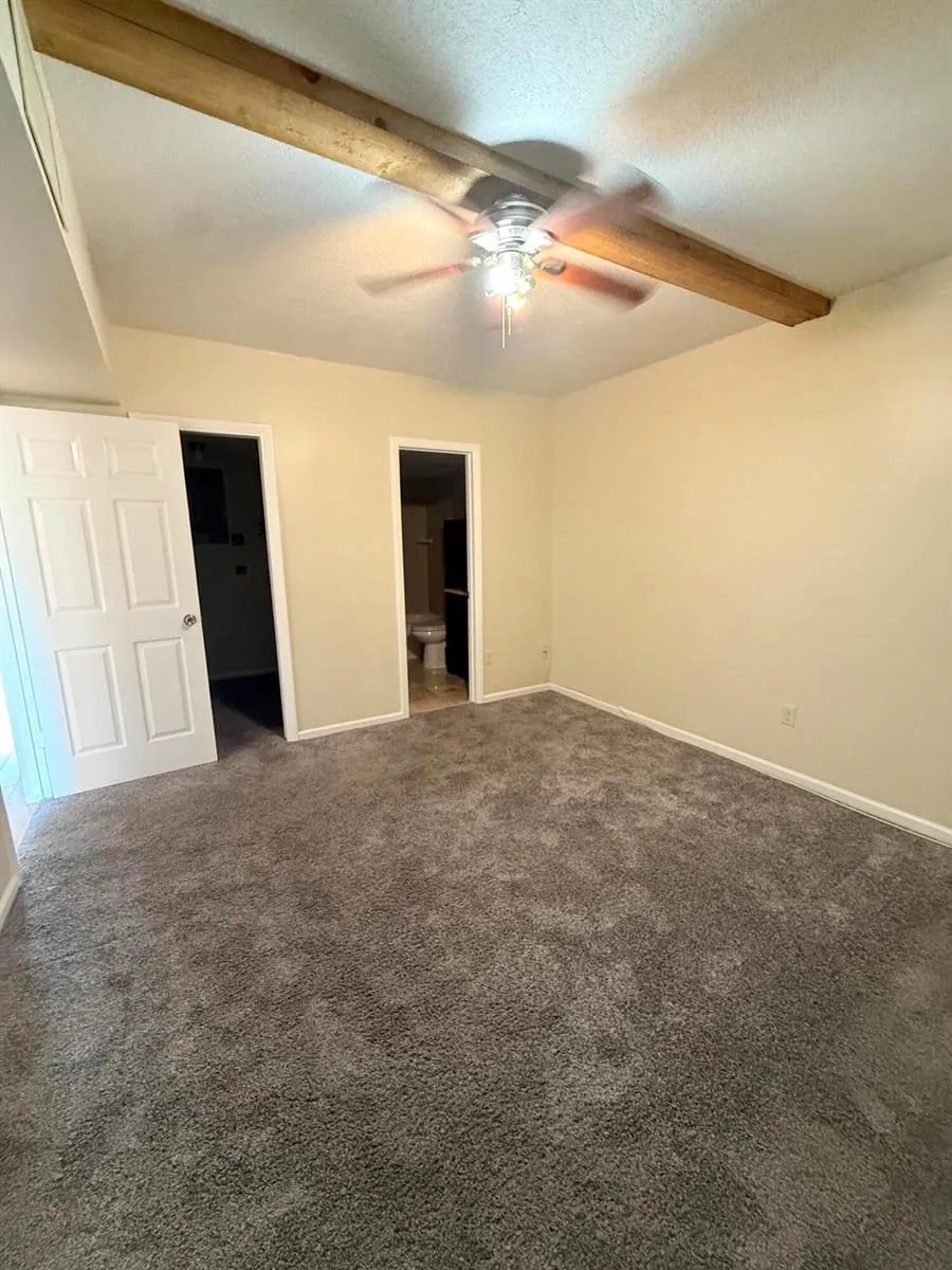 2050 Oleander Boulevard #6-202 Fort Pierce, FL 34950