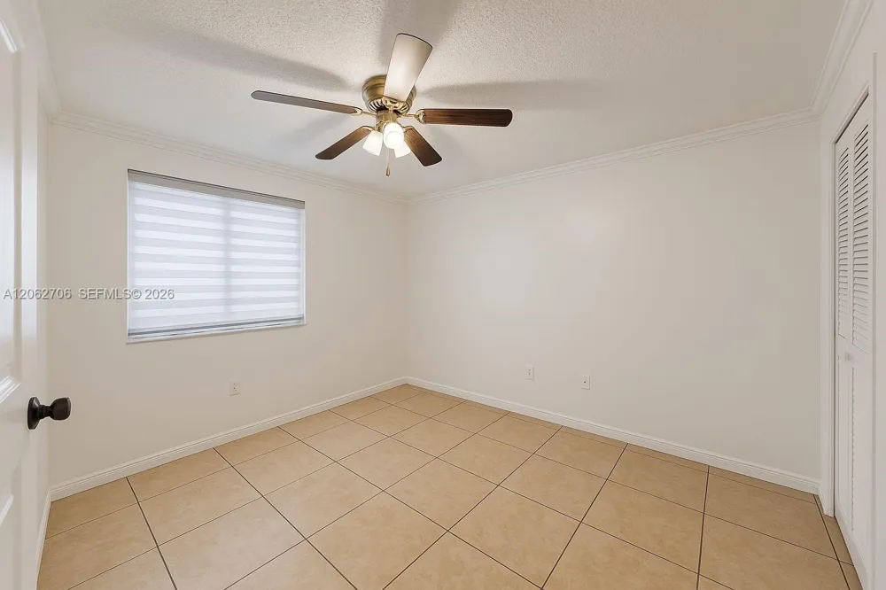 8170 NW 10th St #2 Miami, FL 33126